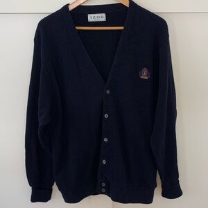 Vintage Izod men’s navy blue acrylic cardigan with embroidered logo